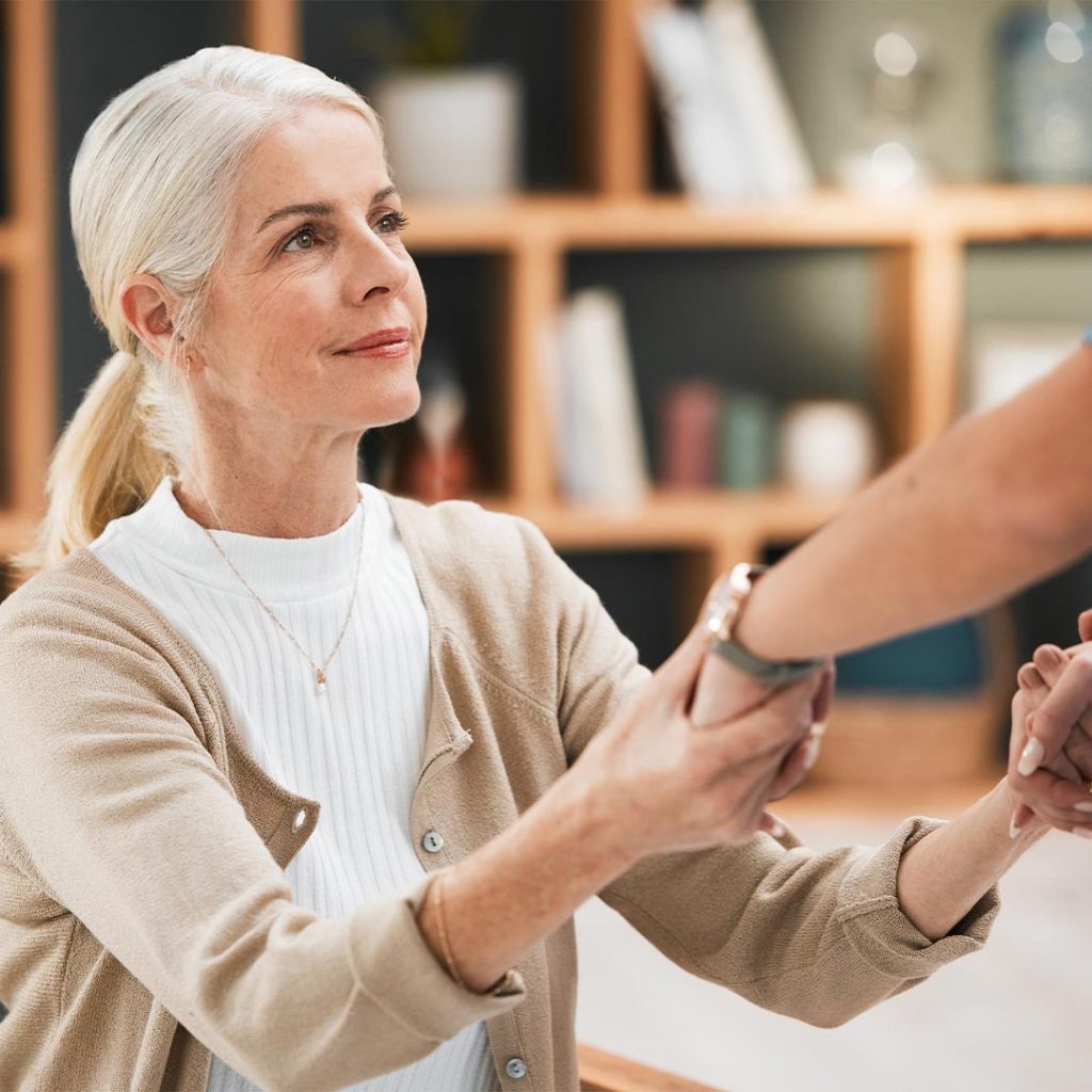 Individuelle Unterstützung im Alltag für Senioren – persönliche Betreuung, Sicherheit und Hilfe zu Hause mit Kölner Herz